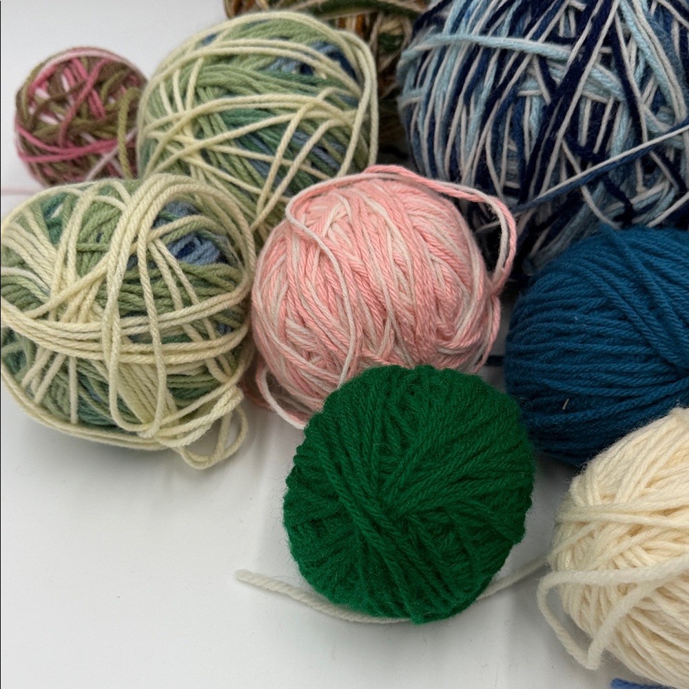 Colorful Yarn Ball Collection - Picture 6 of 6